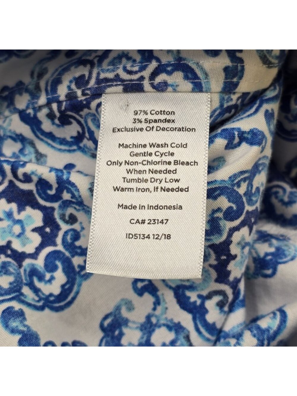 Talbots Womens Size 10 Sleeveless Button-Down Shirt Blue White Floral Non-Iron - Picture 3 of 4